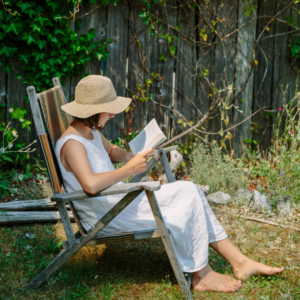 5 Must-Read Books for Herbal Pregnancy